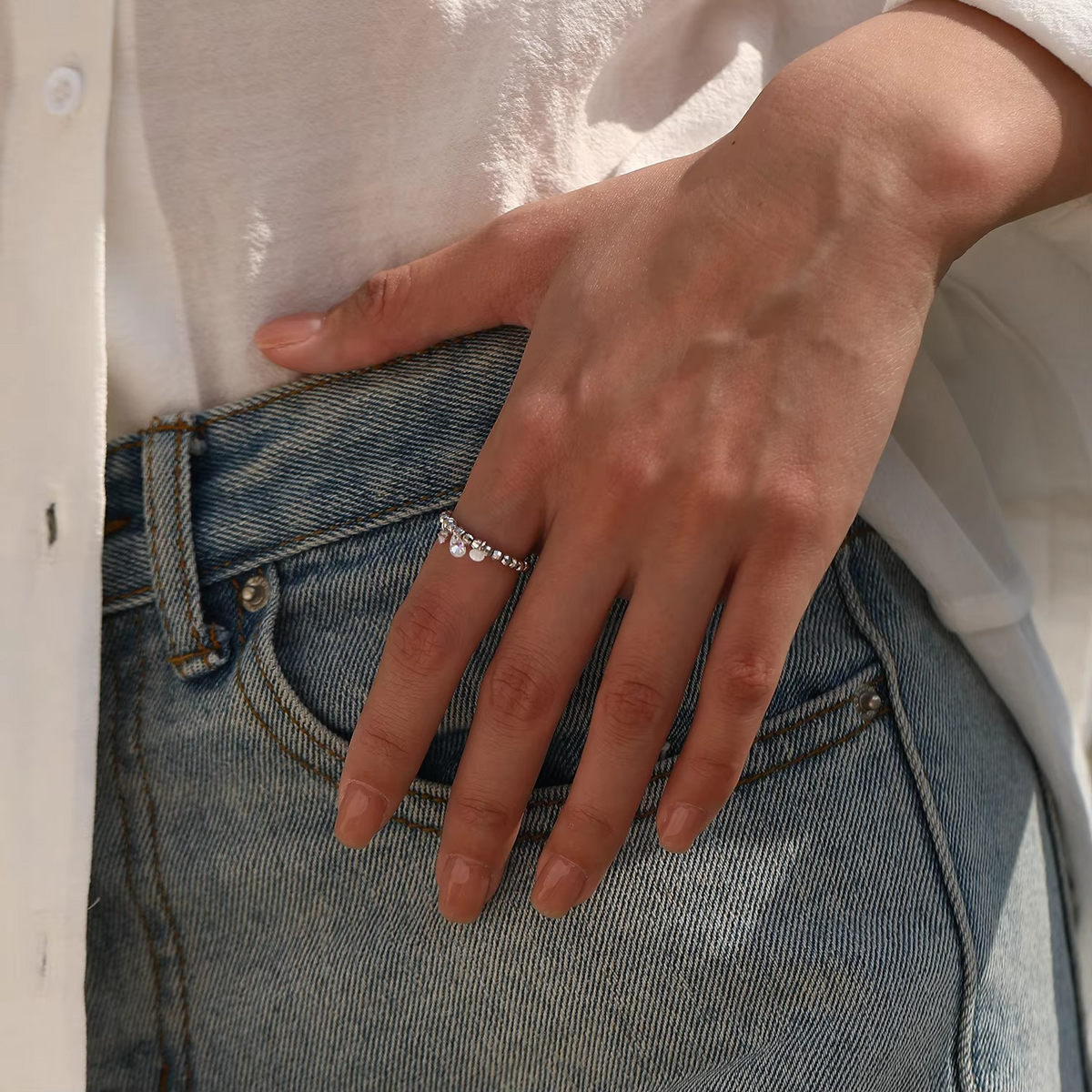 Sparkling Lab Diamond Swings Beaded Rings